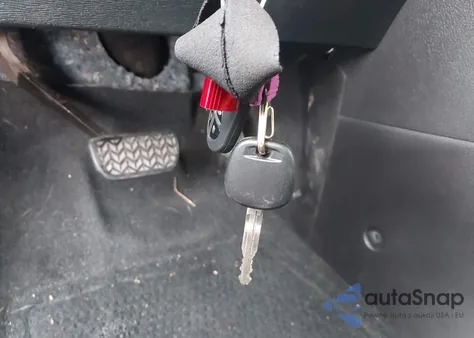 2015 Toyota Sienna Se 8 Passenger из США, поврежденный, VIN 5TDXK3DC2FS622605